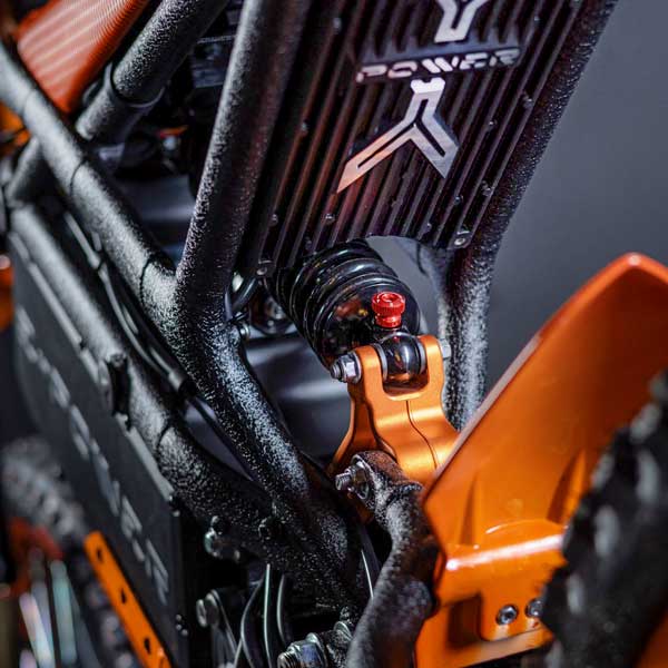 FULL SUSPENSION