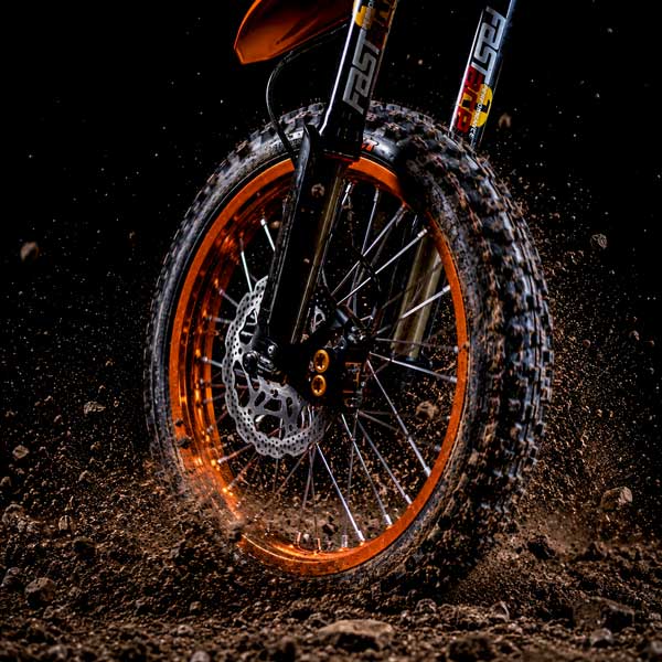 OFF-ROAD WHEEL SYSTEM