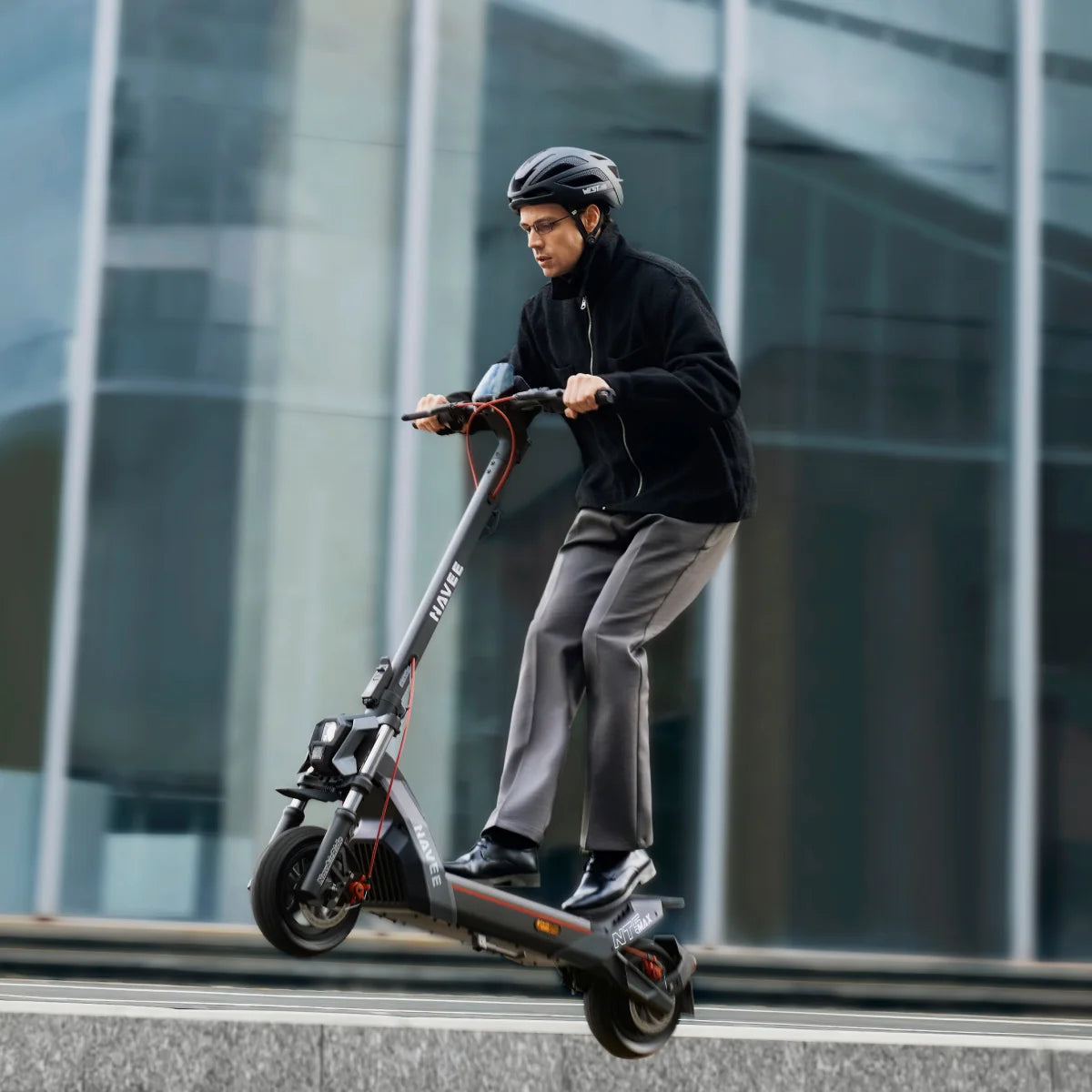 NAVEE NT5 Max | 31 MPH Urban Performance Scooter-7