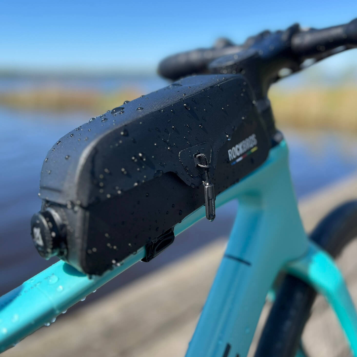 Road To Sky 100% Waterproof Magnetic Top Tube Bike Frame Bag – 0.6L/0.9L-8
