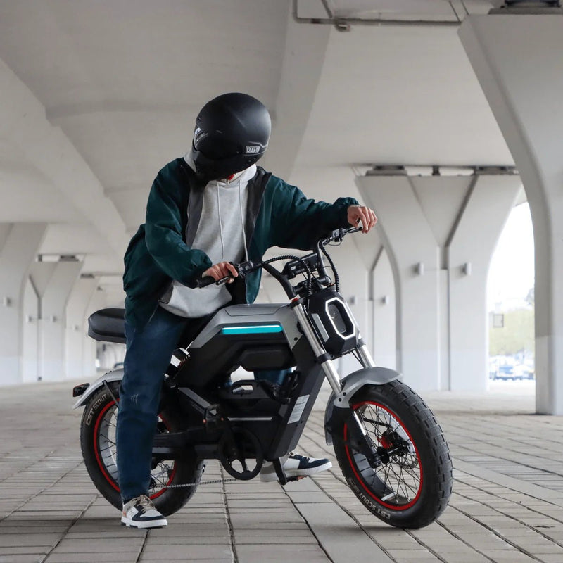 AOTOS Flux X26 electric bike with 750W rated motor, 100Nm torque and fat tires for urban riding