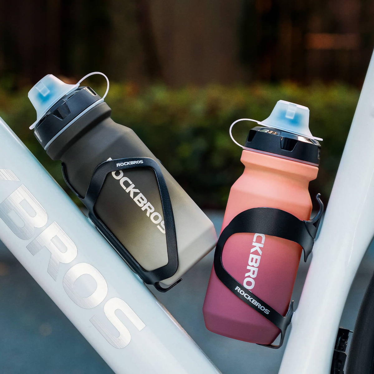 Bike Water Bottle with Soft-Touch Grip & Pull-Top Lid - 600/750ml - ridemart
