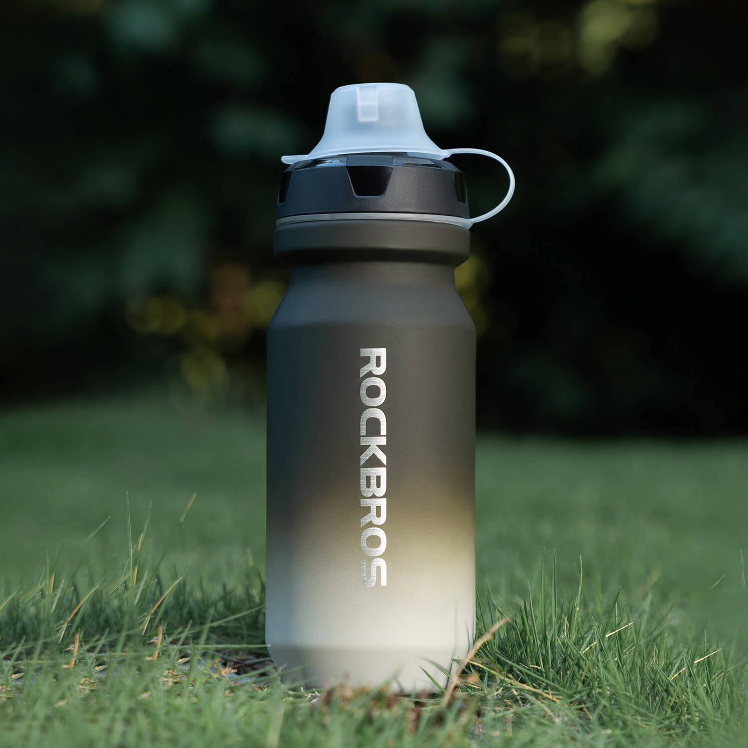 Bike Water Bottle with Soft-Touch Grip & Pull-Top Lid - 600/750ml-19