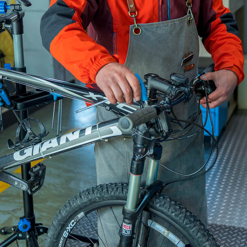 Adjustable Telescopic Bike Repair Stand-12